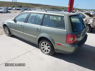 2004 Volkswagen Passat GLS z VIN WVWVD63BX4E011218, wystawiony jako IAAI lot #41308619 z przebiegiem 178 579 mil mil oraz . Historia ofert i sprzedaży dostępna na DreamBid. Obrazek 3.