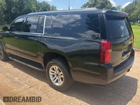 2017 Chevrolet Suburban LT z VIN 1GNSKHKC4HR207031, wystawiony jako Copart lot #62150635 z przebiegiem 209 342 mil mil oraz Czysty tytuł • Clean title. Historia ofert i sprzedaży dostępna na DreamBid. Obrazek 3.