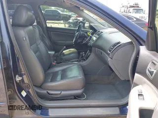 2006 Honda Accord EX-L с VIN 1HGCM56816A016403, выставлен на аукционе IAAI как лот 42380667 с пробегом 243 674 миль миль и . История ставок и продаж доступна на DreamBid. Изображение 5.