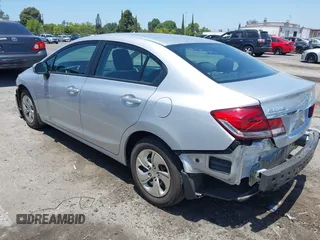 2015 Honda Civic LX z VIN 2HGFB2F5XFH512146, wystawiony jako IAAI lot #42506325 z przebiegiem 33 482 mil mil oraz . Historia ofert i sprzedaży dostępna na DreamBid. Obrazek 3.