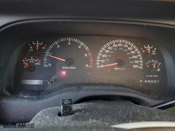 1998 Dodge Durango with VIN 1B4HS28Y4WF109910, listed as a Copart auction lot 43236945 with 134,376 mi miles and Clean Title. Bid and sale history available at carsss.com. Image 9.