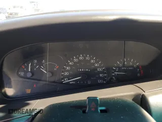 2003 Ford ZX2 ZX2 Standard z VIN 3FAFP113X3R107989, wystawiony jako Copart lot #46090515 z przebiegiem 168 186 mil mil oraz Szkody całkowita. Historia ofert i sprzedaży dostępna na DreamBid. Obrazek 9.