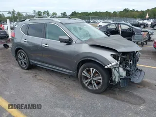 2017 Nissan Rogue SL z VIN 5N1AT2MT8HC791332, wystawiony jako IAAI lot #40466785 z przebiegiem 161 921 mil mil oraz . Historia ofert i sprzedaży dostępna na DreamBid. Obrazek 1.