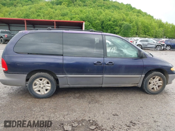 1997 Dodge Caravan LE z VIN 1B4GP54L5VB284083, wystawiony jako IAAI lot #42215384 z przebiegiem 220 000 mil mil oraz . Historia ofert i sprzedaży dostępna na DreamBid. Obrazek 14.