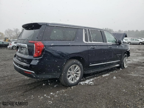 2024 GMC Yukon XL SLT with VIN 1GKS2GKD6RR275056, listed as a Copart auction lot 82178774 with 3,085 mi miles and Salvage Title. Bid and sale history available at carsss.com. Image 3.