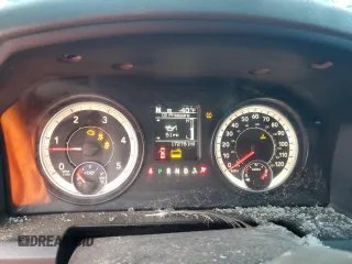 2016 Ram 2500 Tradesman z VIN 3C6UR5CL1GG161710, wystawiony jako Copart lot #87543575 z przebiegiem 172 781 mil mil oraz Szkoda całkowita • Salvage title. Historia ofert i sprzedaży dostępna na DreamBid. Obrazek 9.