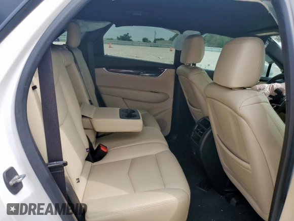 2018 Cadillac XT5 FWD with VIN 1GYKNARS8JZ161546, listed as a Copart auction lot 59213935 with 164,733 mi miles and Salvage title. Bid and sale history available at DreamBid. Image 11.