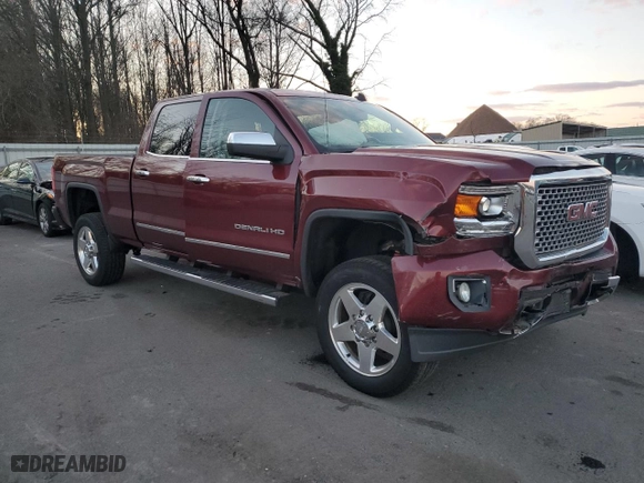 2015 GMC Sierra 2500HD available WiFi Denali with VIN 1GT120EG5FF165097, listed as a Copart auction lot 86124294 with 115,572 mi miles and Salvage Title. Bid and sale history available at carsss.com. Image 4.