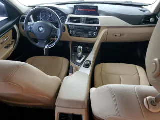 2018 BMW 3 Series 320i with VIN WBA8E1G5XJNU90685, listed as a Copart auction lot 62643604 with 84,614 mi miles and Salvage Title. Bid and sale history available at DreamBid. Image 8.