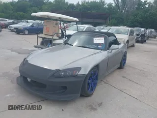 2001 Honda S2000 z VIN JHMAP114X1T009052, wystawiony jako IAAI lot #42264098 z przebiegiem 145 313 mil mil oraz . Historia ofert i sprzedaży dostępna na DreamBid. Obrazek 2.