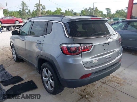 2018 Jeep Compass Latitude with VIN 3C4NJCBB0JT227017, listed as a IAAI auction lot 41560576 with 63,543 mi miles. Bid and sale history available at carsss.com. Image 3.
