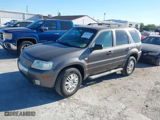 2006 Mercury Mariner Luxury with VIN 4M2YU56156KJ11686, listed as a IAAI auction lot 41854750 with 145,048 mi miles. Bid and sale history available at carsss.com. Image 2.