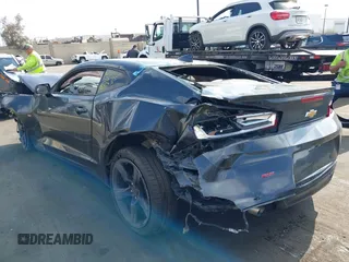 2018 Chevrolet Camaro 1LT z VIN 1G1FB1RS0J0168357, wystawiony jako IAAI lot #41428485 z przebiegiem Nie podano mil oraz . Historia ofert i sprzedaży dostępna na DreamBid. Obrazek 3.