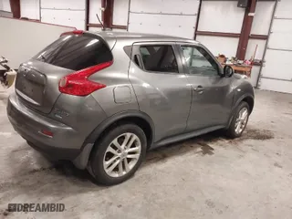 2012 Nissan Juke SL with VIN JN8AF5MV2CT113221, listed as a IAAI auction lot 41373795 with 166,149 mi miles. Bid and sale history available at carsss.com. Image 4.