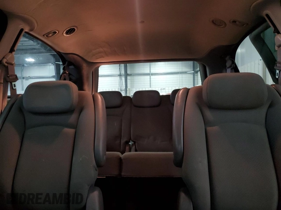 2007 Chrysler Town & Country LWB LX with VIN 2A4GP44R87R341991, listed as a Copart auction lot 76132174 with 166,176 mi miles and Non Repairable. Bid and sale history available at carsss.com. Image 10.