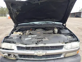 2004 Chevrolet Tahoe LS с VIN 1GNEC13V74R109431, выставлен на аукционе IAAI как лот 41851199 с пробегом 360 517 миль миль и . История ставок и продаж доступна на DreamBid. Изображение 10.