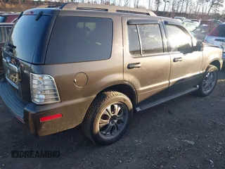 2006 Mercury Mountaineer Luxury with VIN 4M2EU47E46UJ22519, listed as a IAAI auction lot 41766174 with 999,999 mi miles. Bid and sale history available at carsss.com. Image 4.