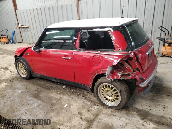 2002 MINI Hardtop with VIN WMWRC33452TC35333, listed as a Copart auction lot 44447425 with 166,353 mi miles and Salvage Title. Bid and sale history available at DreamBid. Image 2.