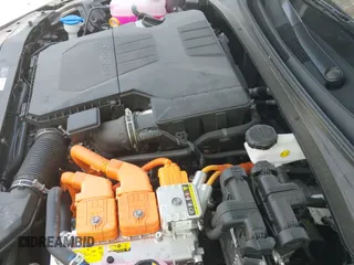 2025 Hyundai Elantra Blue with VIN KMHLM4DJ6SU133073, listed as a IAAI auction lot 42933976 with 6,503 mi miles and . Bid and sale history available at DreamBid. Image 19.