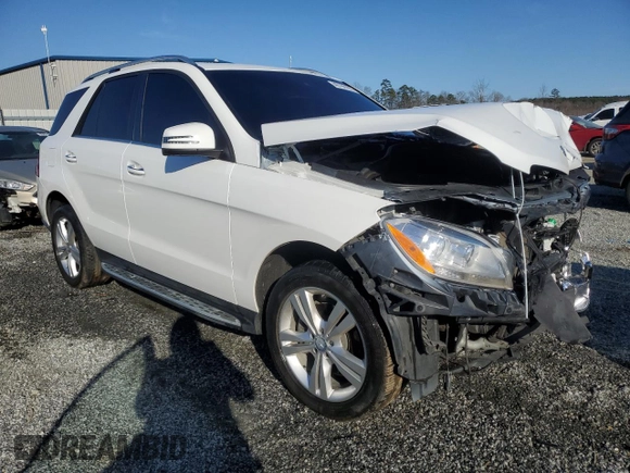 2015 Mercedes-Benz M ML 350 with VIN 4JGDA5HB7FA546715, listed as a Copart auction lot 46799185 with 133,491 mi miles and Salvage Title. Bid and sale history available at carsss.com. Image 4.