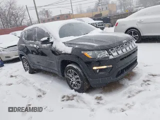 2020 Jeep Compass Latitude with VIN 3C4NJDBB8LT231115, listed as a IAAI auction lot 41254345 with 95,721 mi miles. Bid and sale history available at carsss.com. Image 1.