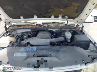 2003 Chevrolet Tahoe LS with VIN 1GNEC13ZX3R281468, listed as a IAAI auction lot 41911693 with 149,387 mi miles. Bid and sale history available at carsss.com. Image 10.