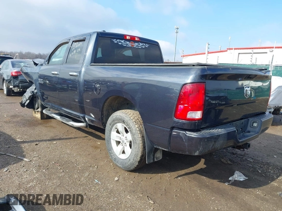 2018 Ram 1500 Tradesman z VIN 1C6RR6FG3JS325243, wystawiony jako IAAI lot #41630019 z przebiegiem 54 019 mil mil oraz . Historia ofert i sprzedaży dostępna na DreamBid. Obrazek 3.