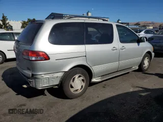 2003 Toyota Sienna LE with VIN 4T3ZF13CX3U548606, listed as a Copart auction lot 76382844 with 199,793 mi miles and Salvage Title. Bid and sale history available at carsss.com. Image 3.