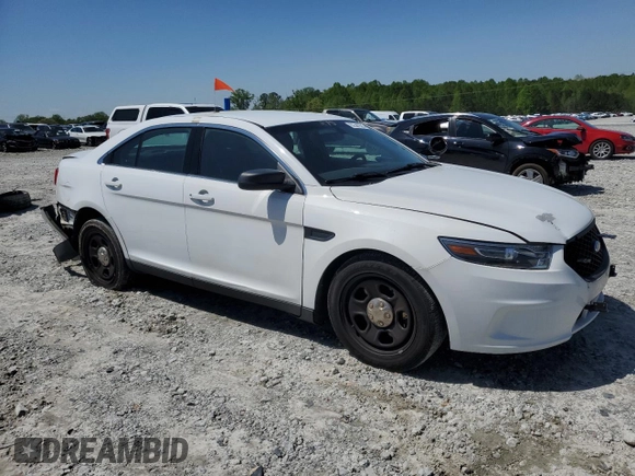 2016 Ford Police Interceptor with VIN 1FAHP2MT7GG136776, listed as a Copart auction lot 52381585 with 142,001 mi miles and Non repairable. Bid and sale history available at DreamBid. Image 4.