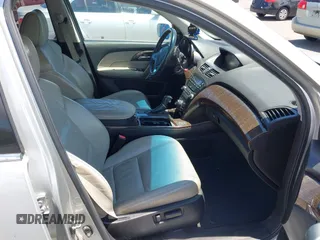 2013 Acura MDX Advance with VIN 2HNYD2H68DH507400, listed as a IAAI auction lot 42561721 with 127,985 mi miles and . Bid and sale history available at DreamBid. Image 5.