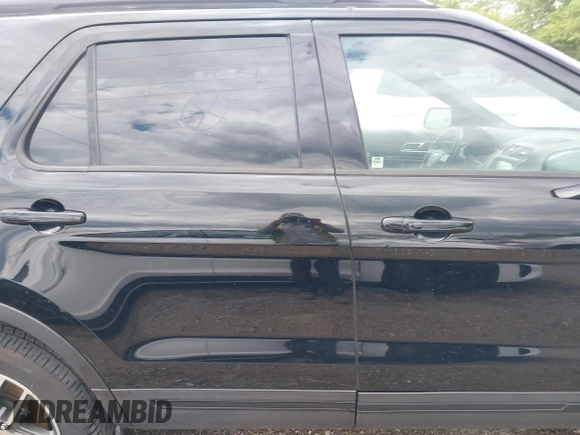 2017 Ford Explorer Sport with VIN 1FM5K8GTXHGC44221, listed as a IAAI auction lot 42320720 with 154,583 mi miles and . Bid and sale history available at DreamBid. Image 13.