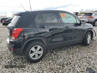 2021 Chevrolet Trax LS with VIN KL7CJKSB9MB311681, listed as a Copart auction lot 55221145 with 45,000 mi miles and Non repairable. Bid and sale history available at DreamBid. Image 3.