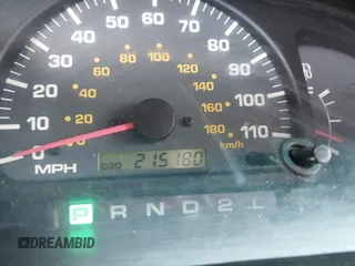 2001 Toyota 4Runner SR5 z VIN JT3GN86R010204792, wystawiony jako IAAI lot #42083906 z przebiegiem 215 180 mil mil oraz . Historia ofert i sprzedaży dostępna na DreamBid. Obrazek 7.