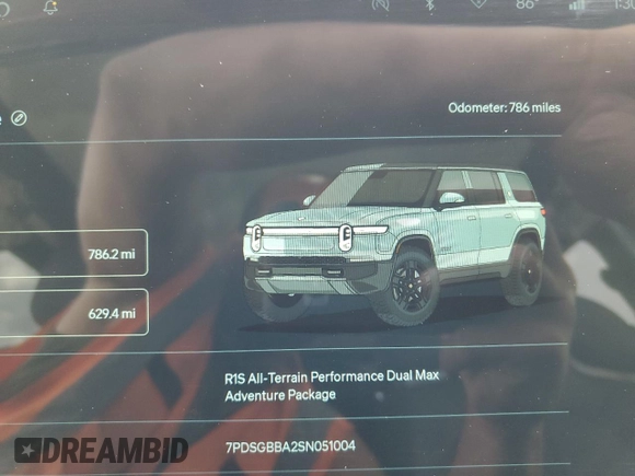 2025 Rivian R1S Adventure z VIN 7PDSGBBA2SN051004, wystawiony jako Copart lot #58999005 z przebiegiem 786 mil mil oraz Szkoda całkowita • Salvage title. Historia ofert i sprzedaży dostępna na DreamBid. Obrazek 9.