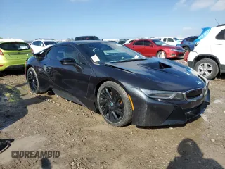 2015 BMW i8 z VIN WBY2Z2C51FV392465, wystawiony jako Copart lot #46313565 z przebiegiem Nie podano mil oraz Czysty tytuł • Clean title. Historia ofert i sprzedaży dostępna na DreamBid. Obrazek 4.
