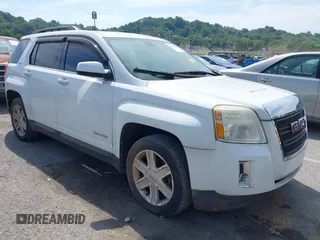 2011 GMC Terrain SLT-1 z VIN 2CTALUEC6B6281967, wystawiony jako IAAI lot #42854861 z przebiegiem 155 140 mil mil oraz . Historia ofert i sprzedaży dostępna na DreamBid. Obrazek 1.