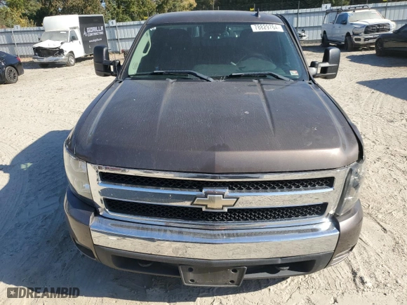 2007 Chevrolet Silverado 1500 LT w/1LT with VIN 1GCEC19J17E575140, listed as a Copart auction lot 78829764 with 221,631 mi miles and Salvage Title. Bid and sale history available at carsss.com. Image 5.