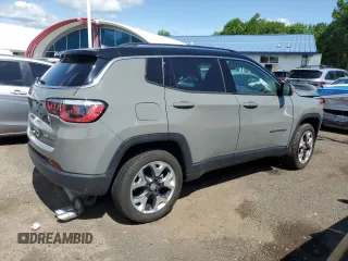 2019 Jeep Compass High Altitude z VIN 3C4NJDCB9KT704520, wystawiony jako Copart lot #58820335 z przebiegiem 17 061 mil mil oraz Szkoda całkowita • Salvage title. Historia ofert i sprzedaży dostępna na DreamBid. Obrazek 3.