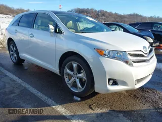 2013 Toyota Venza LE with VIN 4T3BK3BB8DU081012, listed as a IAAI auction lot 41307092 with 56,612 mi miles. Bid and sale history available at carsss.com. Image 1.