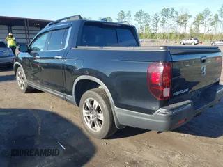 2018 Honda Ridgeline RTL-E z VIN 5FPYK3F78JB013981, wystawiony jako IAAI lot #41844954 z przebiegiem 101 794 mil mil oraz . Historia ofert i sprzedaży dostępna na DreamBid. Obrazek 3.