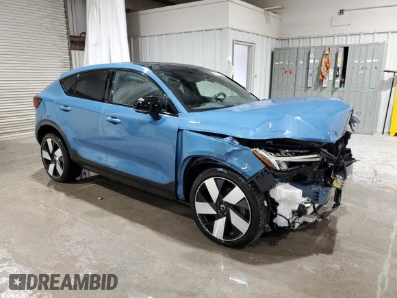 2023 Volvo C40 Plus с VIN YV4ED3GLXP2049195, выставлен на аукционе Copart как лот 53802765 с пробегом 17 820 миль миль и Списание • Salvage title. История ставок и продаж доступна на DreamBid. Изображение 4.