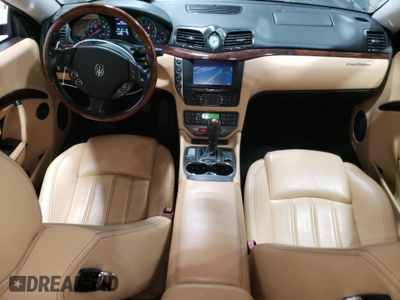 2009 Maserati GranTurismo с VIN ZAMGJ45A190042805, выставлен на аукционе Copart как лот 70785674 с пробегом 71 810 миль миль и Списание • Salvage title. История ставок и продаж доступна на DreamBid. Изображение 8.