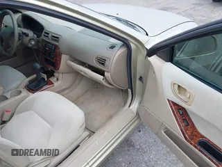 2001 Mitsubishi Galant ES with VIN 4A3AA46G81E163137, listed as a IAAI auction lot 41846798 with 148,280 mi miles. Bid and sale history available at carsss.com. Image 5.