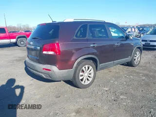 2011 Kia Sorento LX with VIN 5XYKTDA2XBG093596, listed as a IAAI auction lot 41901292 with 229,080 mi miles. Bid and sale history available at carsss.com. Image 4.