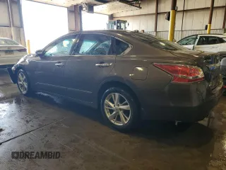 2015 Nissan Altima SV z VIN 1N4AL3AP8FC464188, wystawiony jako Copart lot #55529175 z przebiegiem 100 683 mil mil oraz Szkoda całkowita • Salvage title. Historia ofert i sprzedaży dostępna na DreamBid. Obrazek 2.