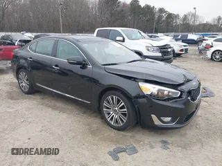 2015 Kia Cadenza Premium with VIN KNALN4D70F5177461, listed as a IAAI auction lot 41382190 with 214,538 mi miles. Bid and sale history available at carsss.com. Image 1.