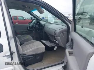 2004 Chevrolet Venture LS with VIN 1GNDX03E04D204744, listed as a IAAI auction lot 41555167 with 116,005 mi miles. Bid and sale history available at carsss.com. Image 5.