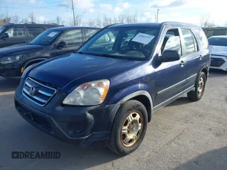 2006 Honda CR-V LX with VIN JHLRD785X6C013465, listed as a IAAI auction lot 41843337 with 237,622 mi miles and . Bid and sale history available at carsss.com. Image 17.