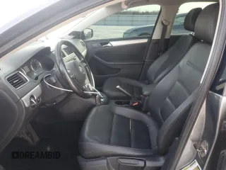 2012 Volkswagen Jetta SEL с VIN 3VWLP7AJ2CM452782, выставлен на аукционе Copart как лот 41502725 с пробегом 153 132 миль миль и Списание • Salvage title. История ставок и продаж доступна на DreamBid. Изображение 7.