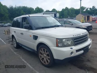 2008 Land Rover Range Rover Sport HSE with VIN SALSK25418A152748, listed as a IAAI auction lot 42643024 with 130,003 mi miles and . Bid and sale history available at DreamBid. Image 1.